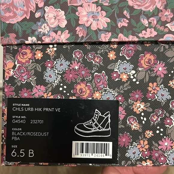 Coach  x Tabitha Simmons - Picture 10 of 11